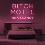 no vacancy neon sign pink